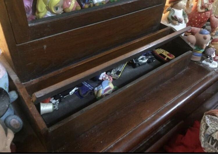 ตู้ไม้สักโบราณ รูปที่ 4