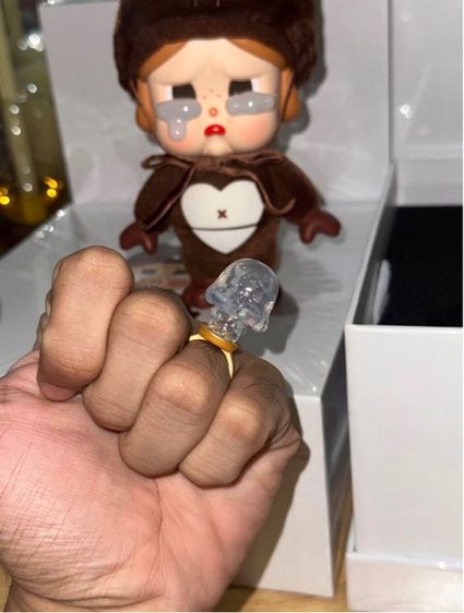 CRYBABY BE MINE FIGURINE รูปที่ 6