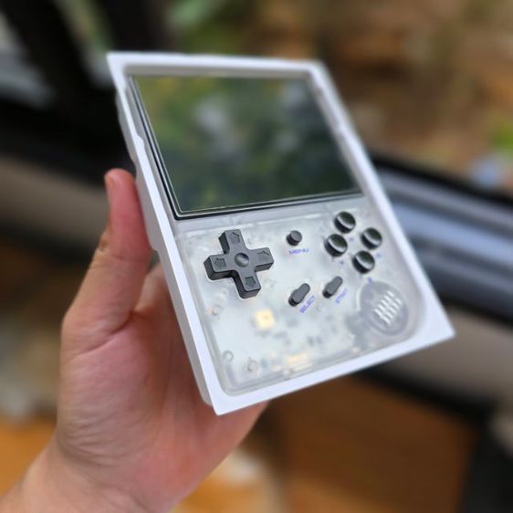 Anbernic RG35XX เครื่องเล่นเกมพกพา เล่นเกม PS1 GBA SFC รูปที่ 2