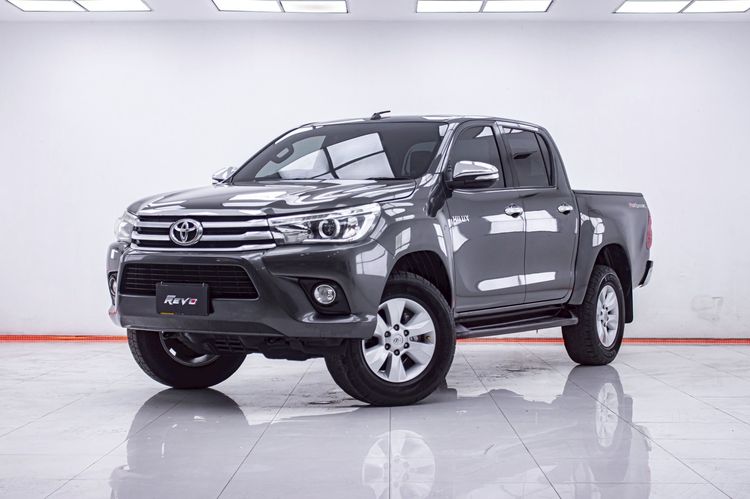 รถ Toyota Hilux Revo 2.4 Prerunner E Plus สี เทา