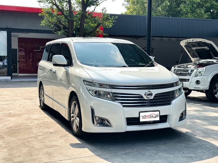 Nissan Elgrand 2011 2.5 High Way Star Utility-car เบนซิน เกียร์อัตโนมัติ ขาว รูปที่ 3