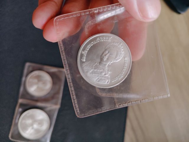 เหรียญราชินีครบเซ็ต 150 300 600