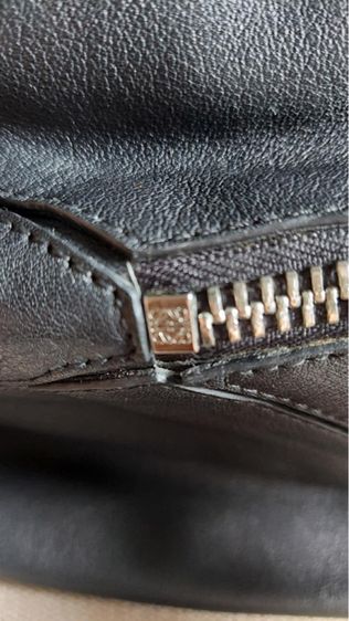 กระเป๋า Loewe สีดำ  รูปที่ 12