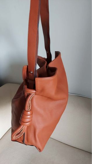 กระเป๋า Loewe สีน้ำตาล รูปที่ 4