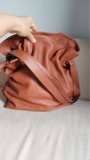 กระเป๋า Loewe สีน้ำตาล รูปที่ 2