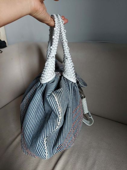 กระเป๋าถือ Fendi รูปที่ 3