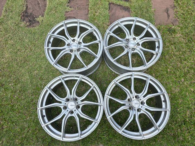 ขายล้อ Rays gramlight 57 fxx แท้ขอบ 19