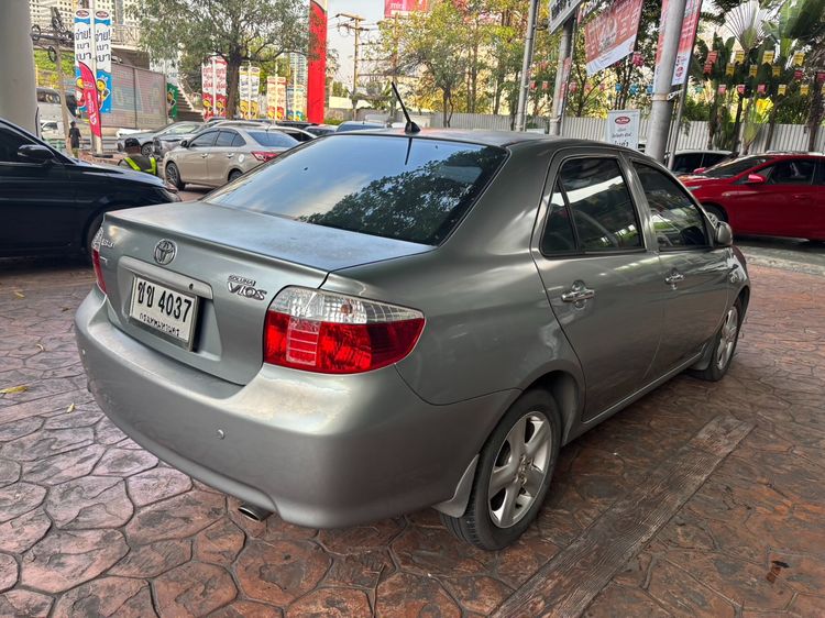 Toyota Vios 2006 1.5 J Sedan เบนซิน ไม่ติดแก๊ส เกียร์อัตโนมัติ เทา รูปที่ 3