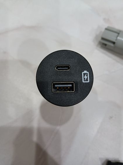 ช่องต่อ USB รถฟอร์ดเรนเจอร์ เอเวอร์เรส