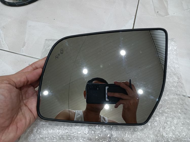 เนื้อกระจกมองข้างรถฟอร์ดเอเวอร์เรส