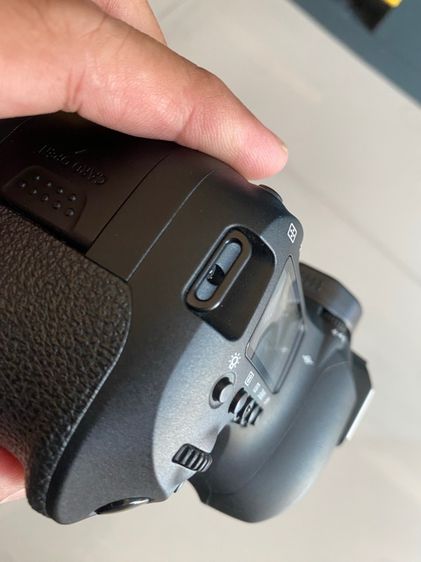 ขายcanon 6D mark ll และ battery grip รูปที่ 4