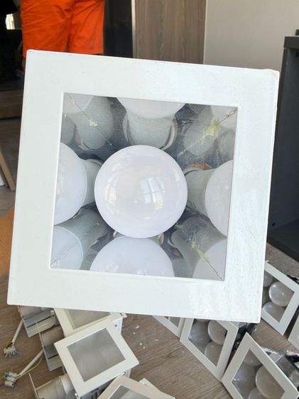 โคมไฟฝังฝ้า BEC รุ่น DJ-BD0008-WH ขั้ว E27 รูปที่ 3