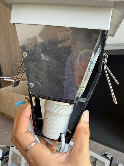 โคมไฟฝังฝ้า BEC รุ่น DJ-BD0008-WH ขั้ว E27 รูปที่ 4