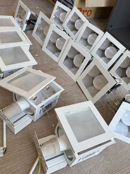 โคมไฟฝังฝ้า BEC รุ่น DJ-BD0008-WH ขั้ว E27 รูปที่ 5