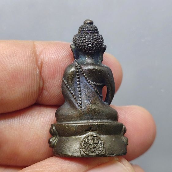 พระกริ่งคุ้มเกล้า (กริ่งศิรากาศ หน้าจีน ก้นถ้วย) เนื้อนวะโลหะ หายาก พ.ศ.2524 พร้อมตลับ หายาก รูปที่ 3