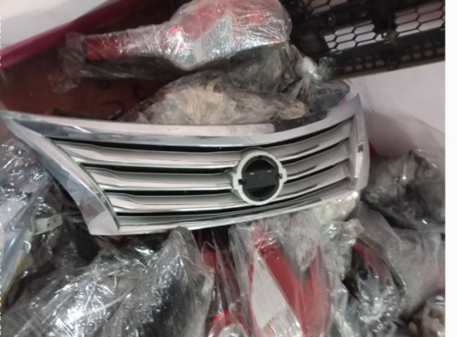 หน้ากาก แท้ เทียน่าJ33 รูปที่ 2