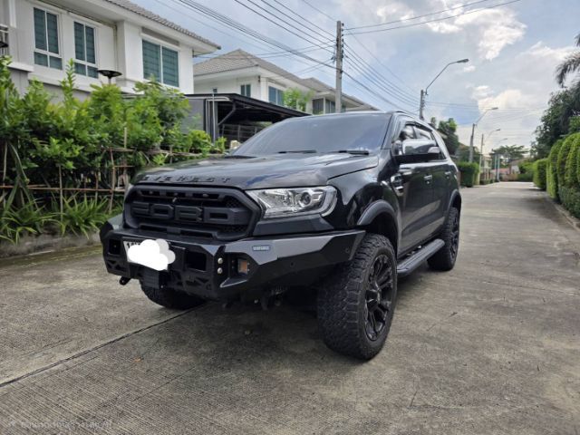 Ford Everest 2019 2.0 Bi-Turbo Titanium+ 4WD Utility-car ดีเซล ไม่ติดแก๊ส เกียร์อัตโนมัติ ดำ รูปที่ 2
