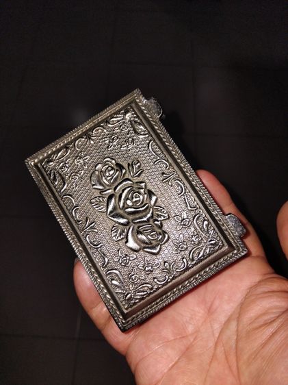 คางคกตายพราย หรือ อุทัยเทวี ขนาดใหญ่เท่าของจริง แห้ง แข็ง อวัยวะครบทุกส่วน สวยสมบูรณ์ เป็นธรรมชาติ เก่า แท้ แปลก หายาก พร้อมกล่องเก่าลายไทย  รูปที่ 12