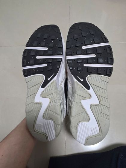 รองเท้า Nike Air Max Excee สีขาว (มือสอง) รูปที่ 4