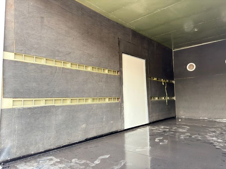 Hino XZU720R ปี 61 ไมล์น้อย เครื่อง 150 แรง ตู้แห้งยาว 5 เมตร มีลิฟท์ท้าย ภายในสวย เครื่องแน่นๆ รถพร้อมใช้งาน เอกสารพร้อมโอน รูปที่ 7