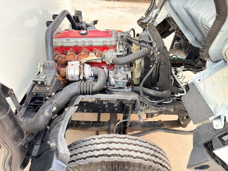 Hino XZU720R ปี 61 ไมล์น้อย เครื่อง 150 แรง ตู้แห้งยาว 5 เมตร มีลิฟท์ท้าย ภายในสวย เครื่องแน่นๆ รถพร้อมใช้งาน เอกสารพร้อมโอน รูปที่ 17