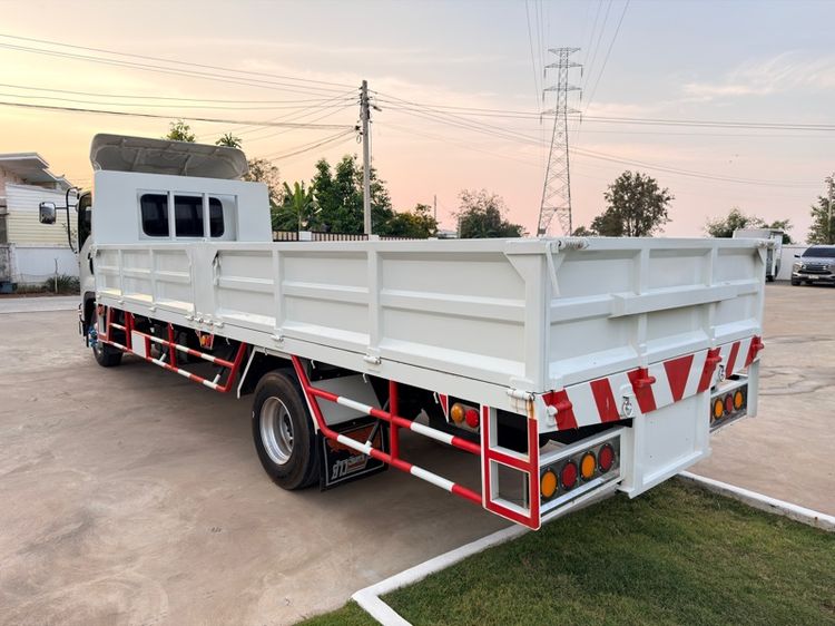 6 ล้อ FRR 210 ปี 58 กระบะเหล็กยาว 6.50 เมตร เปิดได้รอบ รถห้างแต่งโฉมใหม่ ไฟหน้าโปรเจคเตอร์ สภาพสวย ภายในเต็ม เครื่องดี ช่วงล่างแน่น รูปที่ 3