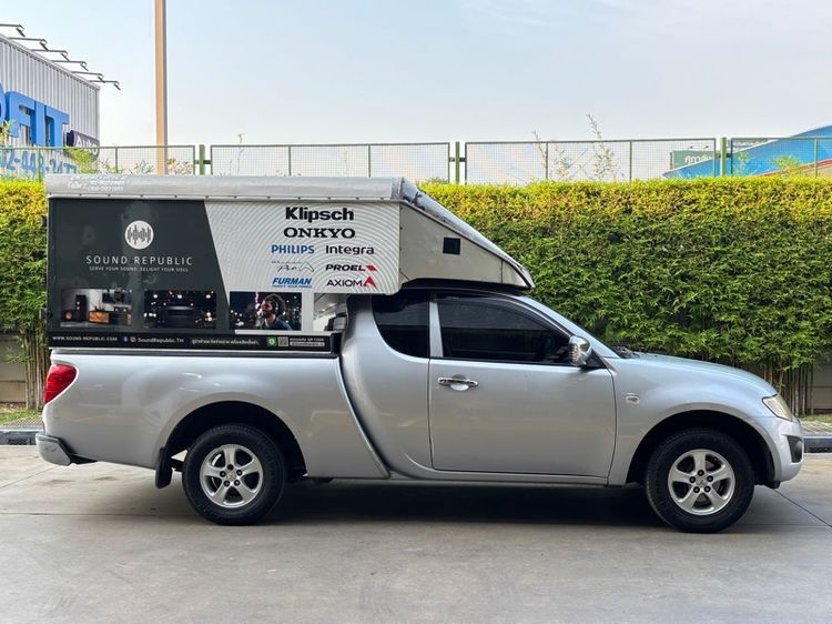 Mitsubishi Triton 2012 2.4 GLX Pickup เบนซิน เกียร์ธรรมดา เทา รูปที่ 4