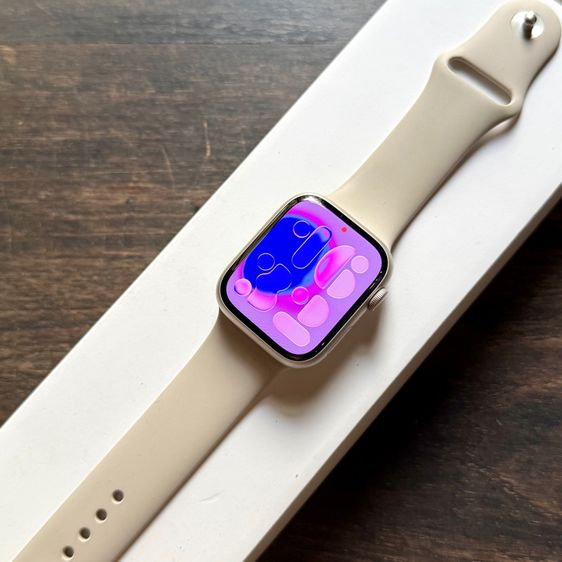ขาว อื่นๆ Apple Watch Series 9 gps 45mm แบต 93 สี Starlight สวยๆ สภาพเดิมๆ สภาพดี ใช้งานปกติทุกอย่าง 