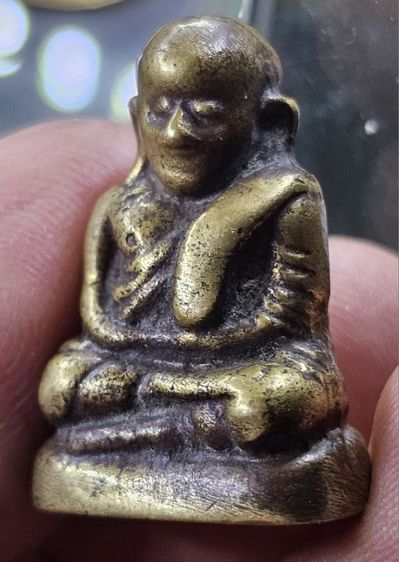 หลวงพ่อเงิน วัดบางคลาน พิมพ์นิยม ออกวัดท้ายน้ำ ปี 28 รูปที่ 3