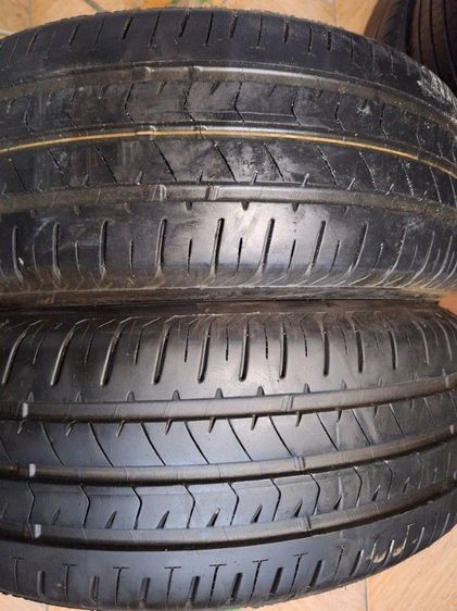 195 60 16 ปี 21 ยี่ห้อ Dunlop 1 ชุด 4 เส้น