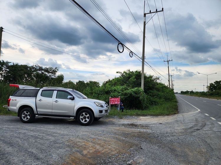 ขายที่ดินแปลงใหญ่ 22 ไร่เศษ ติดถนนสายหลัก 3233 (นครชัยศรี-ดอนตูม) ใกล้มอเตอร์เวย์นครปฐม ทำเลศักยภาพสูงเพื่อการลงทุน รูปที่ 4