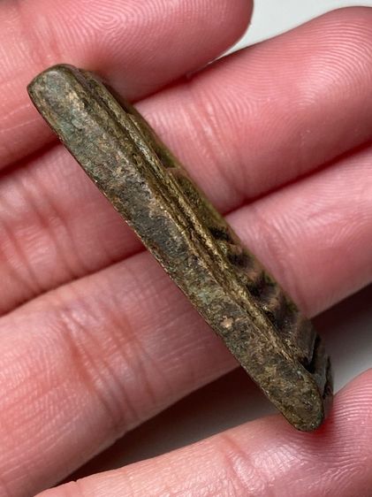 พระสมเด็จเนื้อทองเหลือง รูปที่ 3