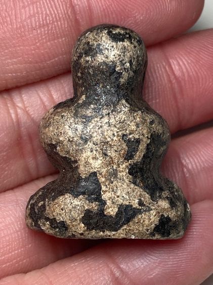 พระปิดตาเนื้อผง รูปที่ 2