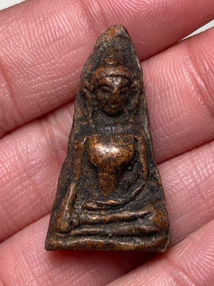 พระปางมารวิชัยเนื้อดิน