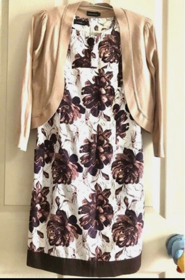 ชุดเดรส แบรนด์expressions เบอร์11 และเสื้อคลุม รูปที่ 3