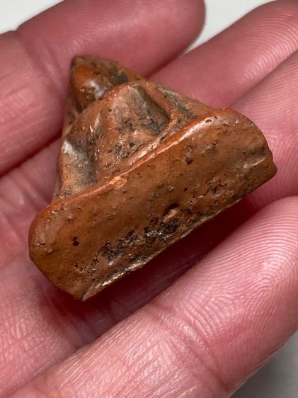 พระนางพญาเนื้อดิน รูปที่ 5