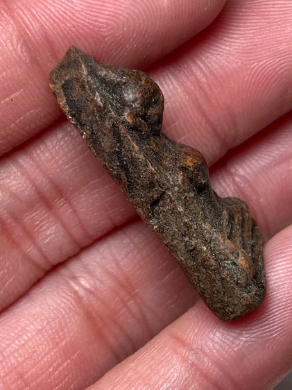 พระปางมารวิชัยเนื้อดิน รูปที่ 3