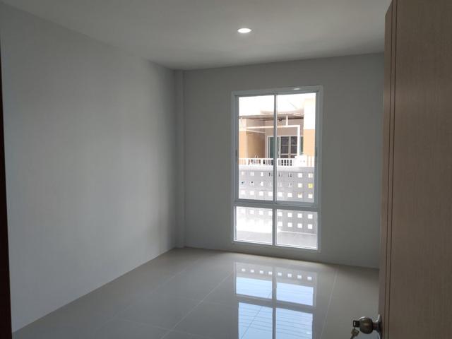 ใช่ 💟 ทาวน์เฮ้าส์ชั้นเดียว โครงการบ้านสวย พารากอน สุราษฎร์ธานี 💟 รูปที่ 4