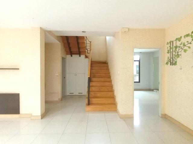 āđāļāđ ð āļāđāļēāļāđāļāļĩāđāļĒāļ§ āđāļāļĢāļāļāļēāļĢāļāļĢāļīāļāļŠāļīāļĢāļī (āļāļēāļāļāļāļēāļ āļīāđāļĐāļ-āđāļāļāļāļąāļĒ) ð āļĢāļđāļāļāļĩāđ 3