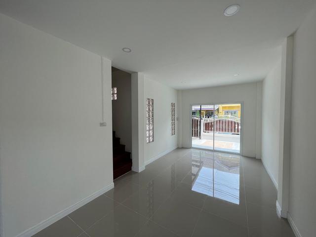 💟 ทาวน์เฮ้าส์ 2 ชั้น โครงการมณฑล 3 หนองแขม : ปรับปรุงใหม่ 💟 รูปที่ 4