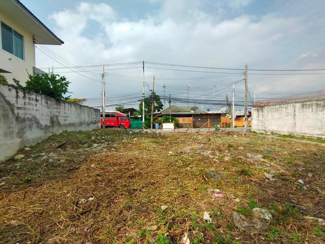 ใช่ 💟 ที่ดินเปล่าติดถนนซอยเฉลิมพระเกียรติร.9ซอย14 💟 รูปที่ 4