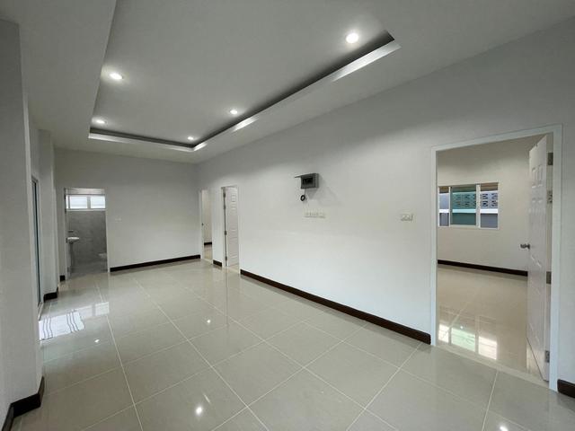 āđāļāđ ð āļāđāļēāļāđāļāļĩāđāļĒāļ§ āđāļāļĢāļāļāļēāļĢāđāļĄāļ·āļāļāđāļŦāļĄāđ āļāļĢāļēāļāļāļļāļĢāļĩ 2 :āļāļĢāļąāļāļāļĢāļļāļāđāļŦāļĄāđ ð āļĢāļđāļāļāļĩāđ 3