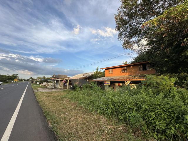 ใช่ 💟 บ้านครึ่งตึกครึ่งไม้ 2 ชั้น สุรินทร์ 💟 รูปที่ 4