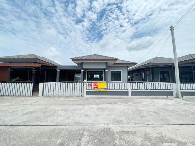 āđāļāđ ð āļāđāļēāļāđāļāļĩāđāļĒāļ§ āđāļāļĢāļāļāļēāļĢāļĢāļąāļāļāļ āļ§āļīāļĨāļĨāđāļē āļāļĨāļāļļāļĢāļĩ ð āļĢāļđāļāļāļĩāđ 1