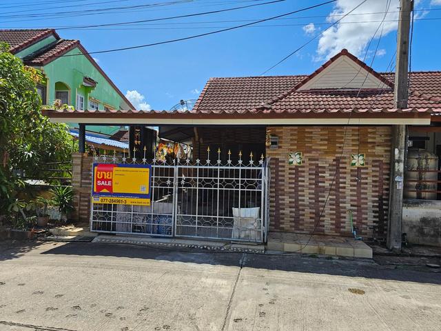 ใช่ 💟 ทาวน์เฮ้าส์ชั้นเดียว โครงการบ้านเสาวลักษณ์ 1 สุราษฎร์ธานี 💟 รูปที่ 2