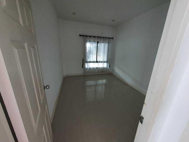 ใช่ 💟 บ้านแฝด โครงการนาราวิลล์ พานทอง 💟 รูปที่ 3