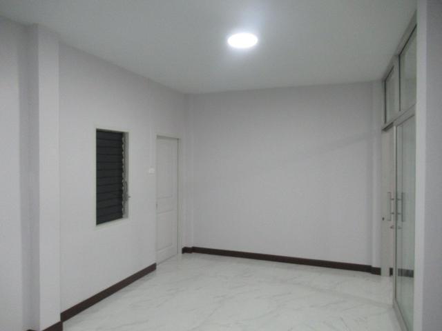 ใช่ 💟 ทาวน์เฮ้าส์ โครงการโกลเด้นโฮม สุราษฎร์ธานี 💟 รูปที่ 3