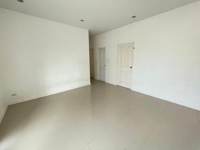 āđāļāđ ð āļāđāļēāļāđāļāļĩāđāļĒāļ§ āļĨāļēāļ§āļąāļĨāđāļĨāļāđāļāļēāļ§āļāđ 2 āļāļĢāļēāļāļāļļāļĢāļĩ ð āļĢāļđāļāļāļĩāđ 3