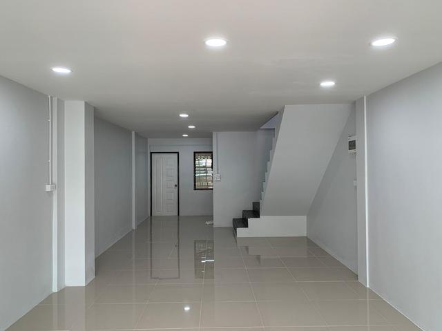 💟 ทาวน์เฮ้าส์ 2 ชั้น เมืองพิษณุโลก : ปรับปรุงใหม่ 💟 รูปที่ 2