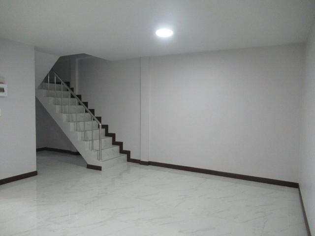 ใช่ 💟 ทาวน์เฮ้าส์ โครงการโกลเด้นโฮม สุราษฎร์ธานี 💟 รูปที่ 4